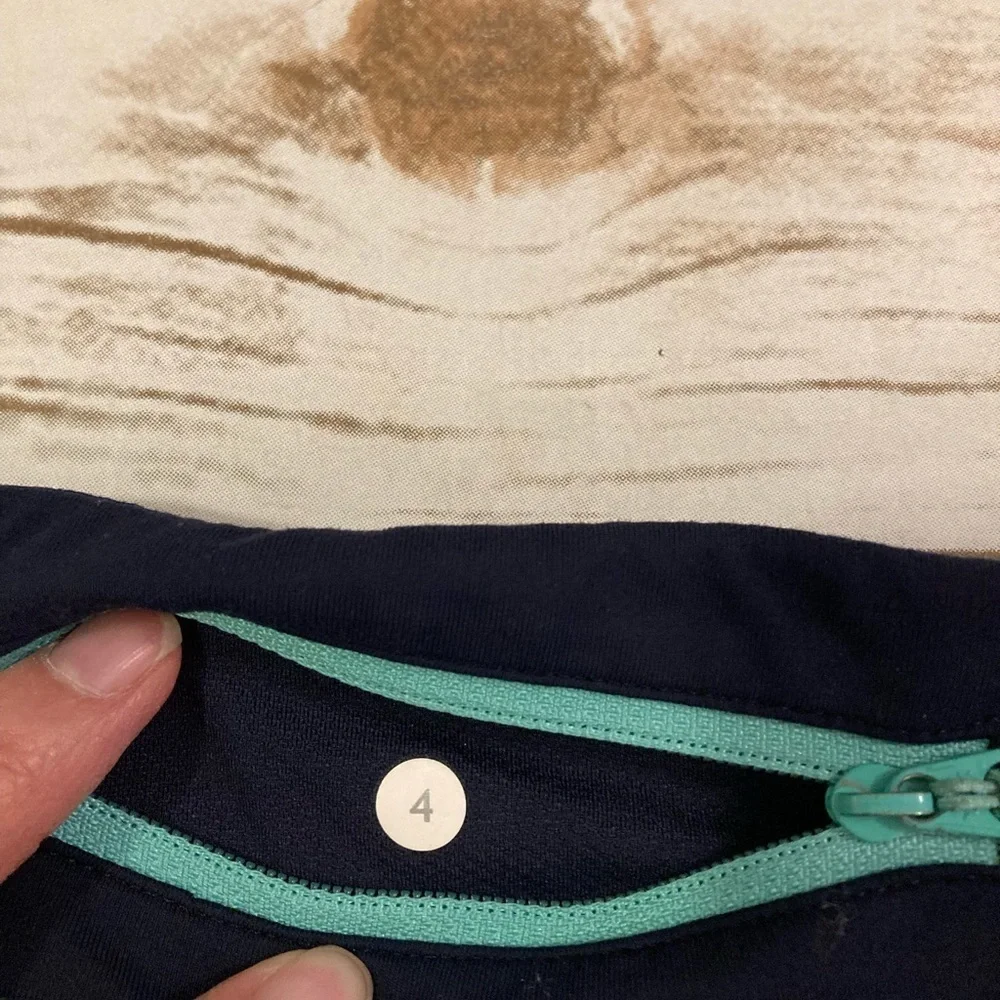 Lululemon Navy Blue Run Inspire Cropped Leggings 4
